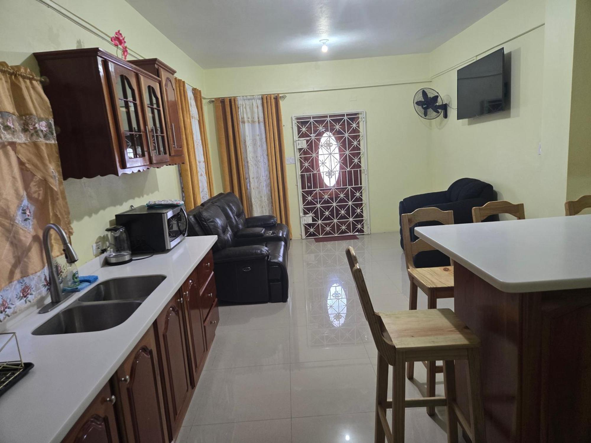 Royal Vybez Vacation Homes Spanish Town Habitación foto